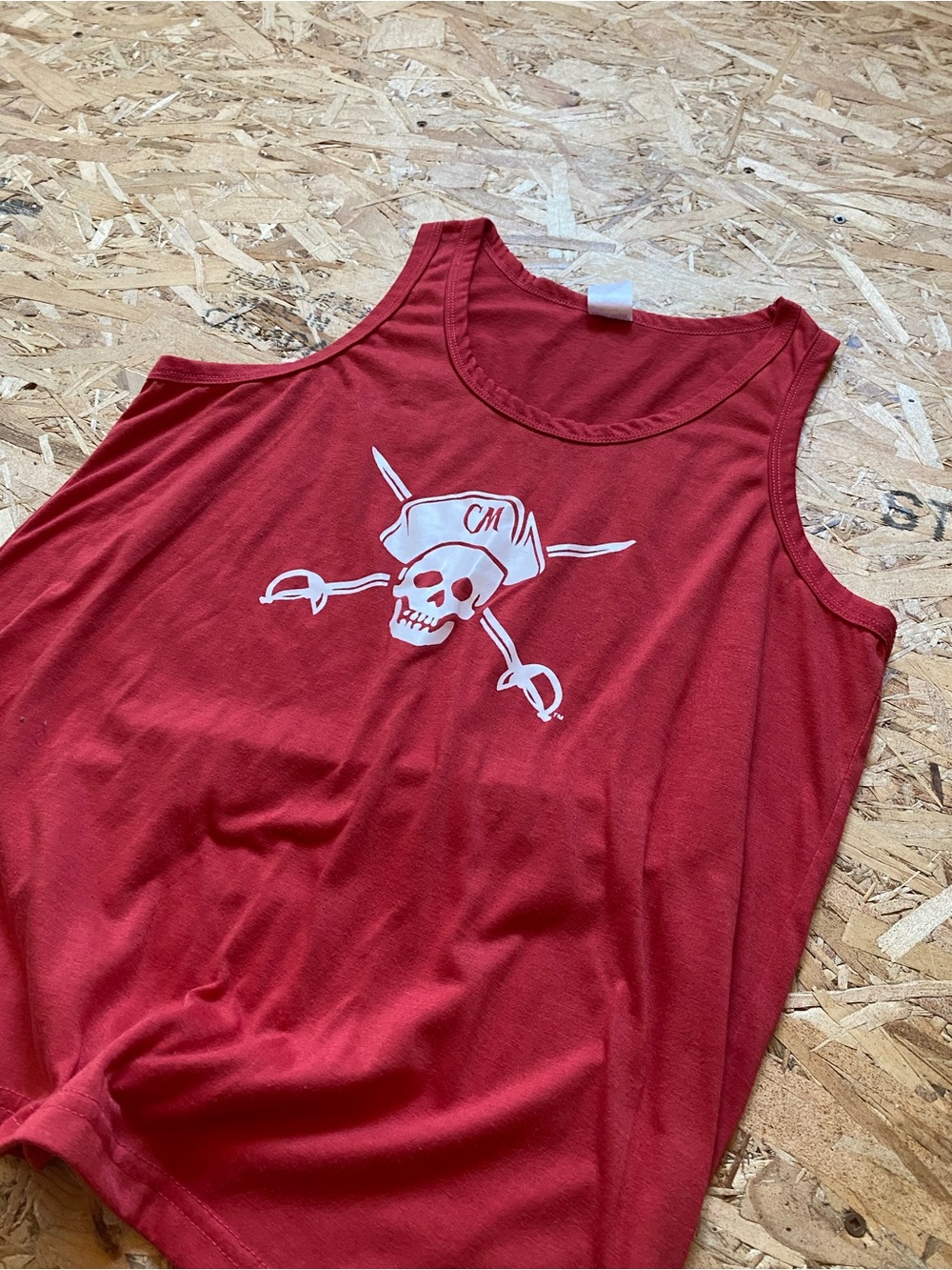 Red Captain Morgan Rhum graphic Tank Top - Picture 2 of 7